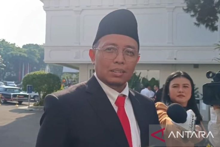 Hasan Nasbi Siap Bekerja di Sisa Pemerintahan Jokowi