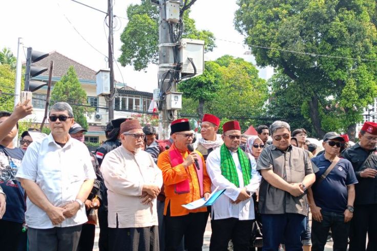 Massa Demonstran Doakan agar "Kelakuan" KPU Kali Ini Benar