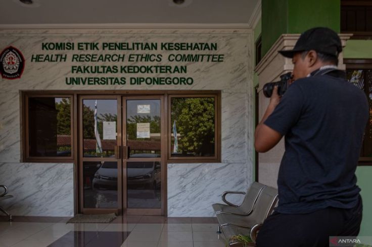 Pakar Hukum Kritik Penangguhan "Otoriter" Praktik Dekan FK Undip