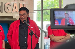 PDIP Tak Masalahkan Yasonna "Ditendang" dari Menkumham