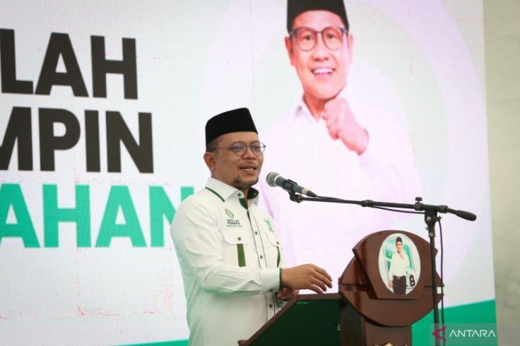 PBNU Vs PKB Tambah Panas! Hanif Dhakiri Ancam Laporkan Effendy Choirie ke Surya Paloh