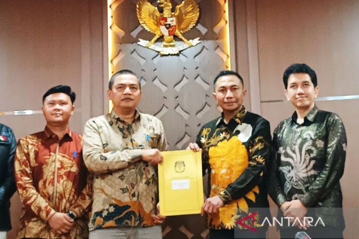 Tiga Kali Skors Warnai Pleno Penetapan Calon Independen Dharma-Kun