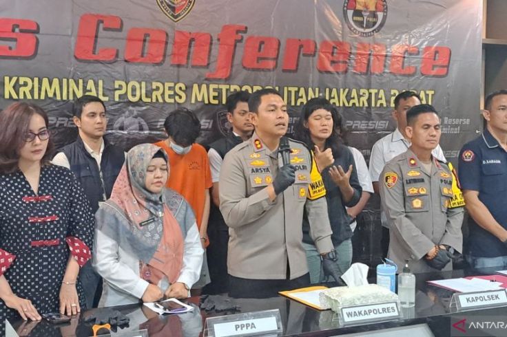 Polisi Ungkap Motif Pria Hajar Pacar di Dalam Lift