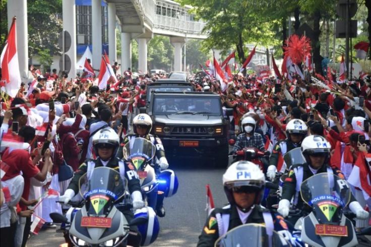 Kirab Bendera dari Monas ke IKN, Presiden Jokowi Sebut Momen Bersejarah