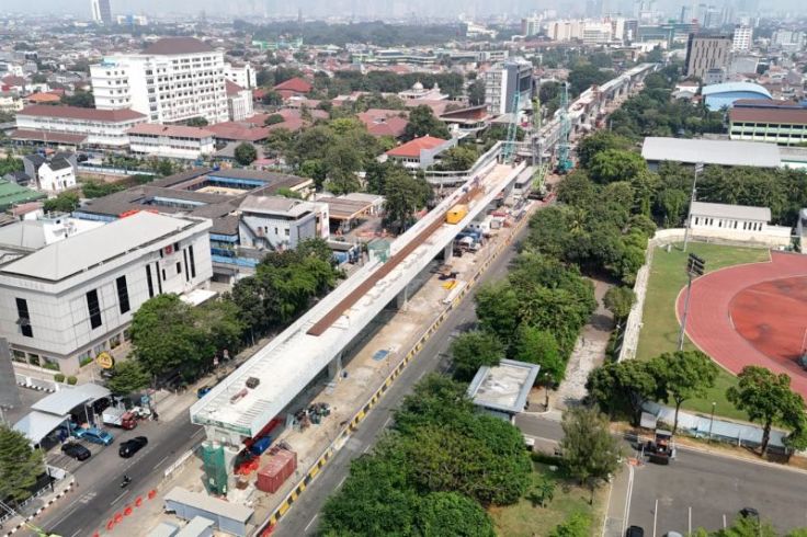 Inilah Penampakan Terkini Pembangunan Jalur LRT Velodrome-Manggarai