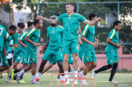 Adaptasi Slavko Damjanovic di Persebaya Lancar