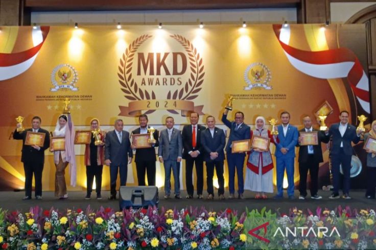 Peraih MKD Awards 2024 Adalah Anggota Dewan yang Beretika Saja