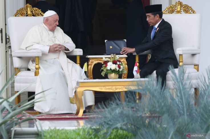 Paus Fransiskus Kagumi Semboyan Bhinneka Tunggal Ika