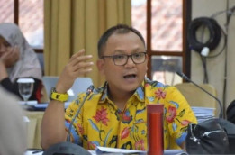 Pimpinan DPRD Jakarta Janji Kawal Pendidikan Swasta Gratis  