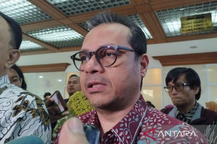 Kelompok Muslim Protes Azan Running Text , Kemenkominfo Malah Klaim Kayak Gini