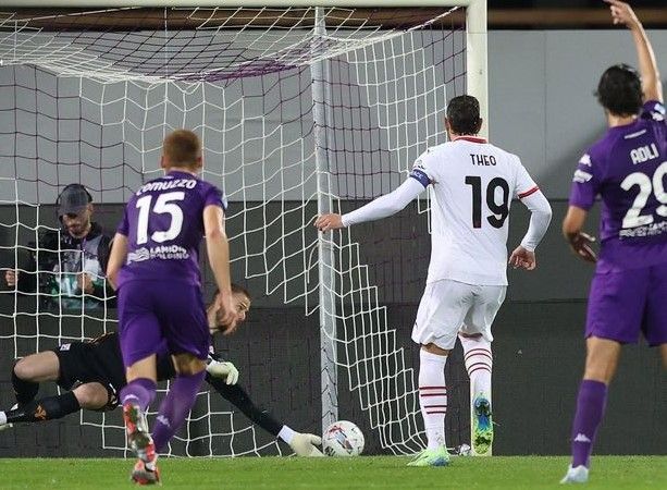 AC Milan Jadi Pecundang Lawan Fiorentina