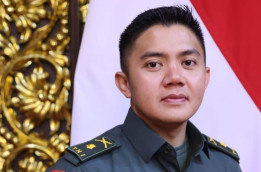 Resmi Jabat Sekretaris Kabinet, Mayor Teddy Tak akan Mundur dari TNI