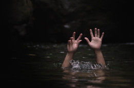 Anak Kecil Menangis saat Terseret Banjir di Depok Ditemukan Tewas di Jakarta Barat