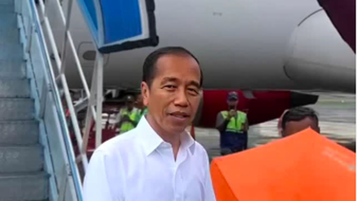 Jokowi Berangkat Tengok Cucu Naik Garuda, Pulangnya Naik Batik Air