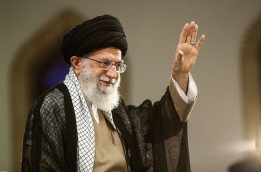 Khamenei Janji Balas Serangan Israel dan Sekutunya