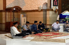 Kumpul di Masjid Polda Metro Jaya, Tiga Cagub Cawagub DKI Sepakat Ciptakan Pilkada Damai