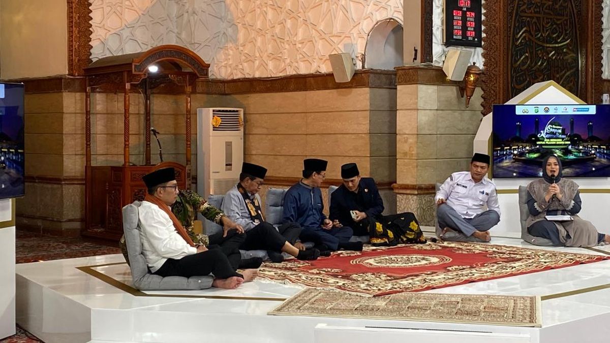 Kumpul di Masjid Polda Metro Jaya, Tiga Cagub Cawagub DKI Sepakat Ciptakan Pilkada Damai