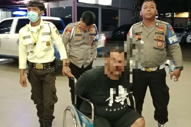 Ini Sih Kelewat Durhaka! Polisi Hajar Kepala Ibunya Pakai Tabung Gas hingga Tewas