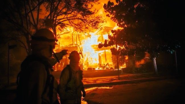 Kebakaran Hutan Los Angeles Memburuk