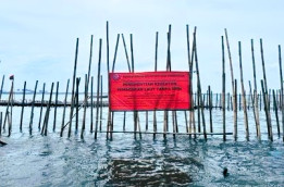 Nelayan Alami Ancaman, Intimidasi dan Kerugian dari Pagar Laut di Tangerang