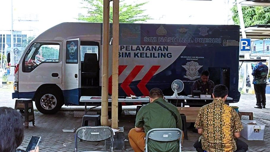 Panduan Praktis Cek Pajak Kendaraan Online 2025 via HP Android dan iOS