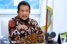 Pernyataan Menteri KP Soal TNI AL Tuai Kritik, Petani Desak Evaluasi Kinerja