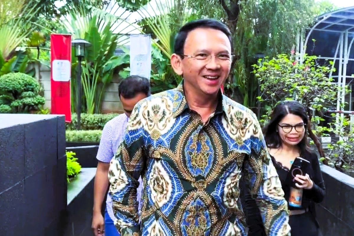 PT Pertamina, Ahok Diperiksa KPK Terkait Kasus Korupsi Pengadaan LNG