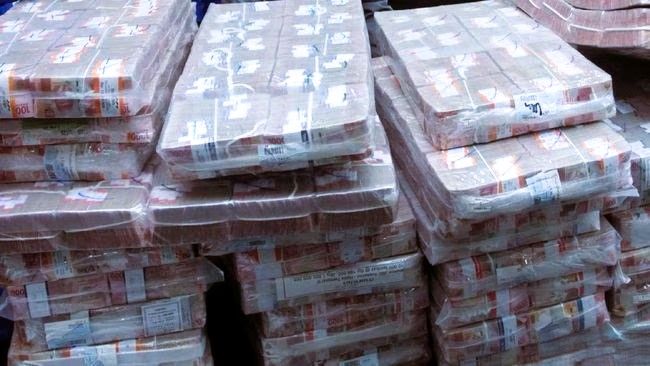 WOW! Duit Sitaan Korupsi Triliunan Rupiah Bikin Penuh Ruangan Kejagung