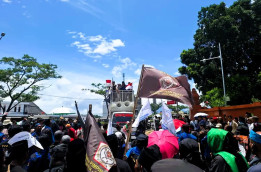 Banten Melawan: Menjaga Tanah Leluhur dari Cengkeraman Oligarki PIK-2