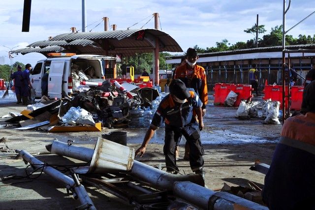 Diduga Gara-gara Rem Blong GT Ciawi Hancur Menewaskan 8 Orang