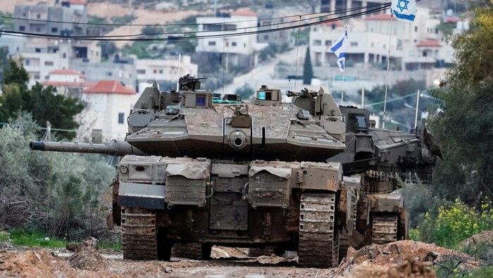 Penjajah Israel Kerahkan Tank ke Jenin dalam Operasi Militer Besar