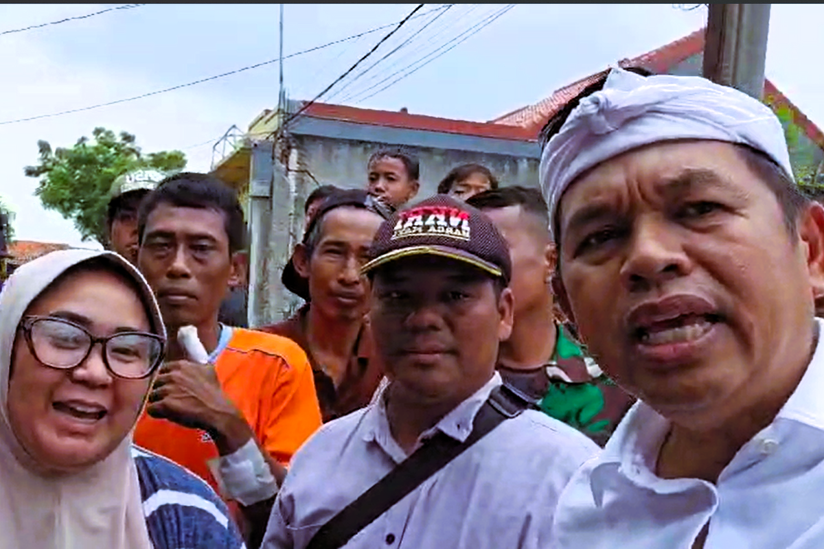 Gubernur Jabar Bakal Tertibkan Bangunan Pinggiran Sungai dan Kali