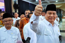 PRABOWO GERAM! ASN Malas Akan Dievaluasi, Pelayanan harus Cepat dan Efisien