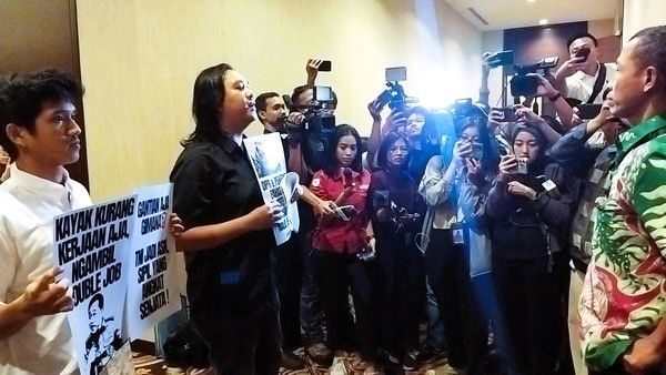 Rapat Panja RUU TNI di Hotel Mewah: Kontroversi, Kritik Sipil, dan Keamanan TNI Berjaga