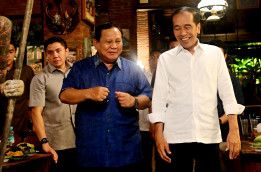 Walau Pensiun, Jokowi Tetap Kuasai Jagat Maya