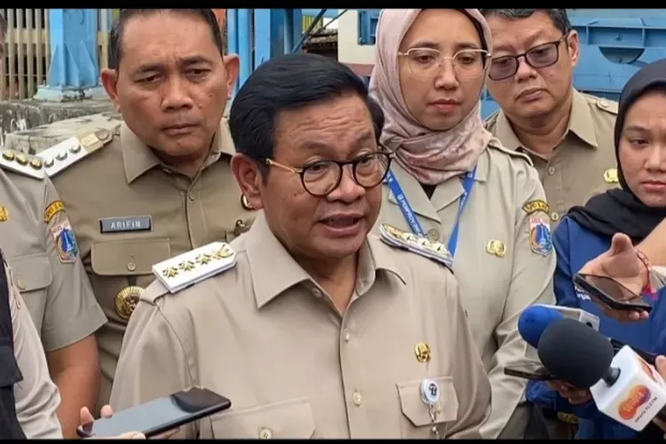 Gubernur DKI Larang 'Pak Ogah' di TB Simatupang