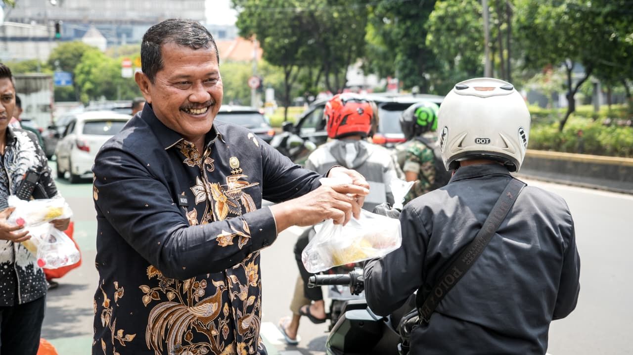 Jumat Berkah Ditjenpas, Berbagi 500 Paket Makanan untuk Masyarakat