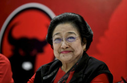 Sekjen PDI-P yang Dekat dengan Trah Keluarga Soekarno 