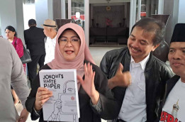 Soft Launching Buku Jokowi’s White Paper Batal Digelar di UGM